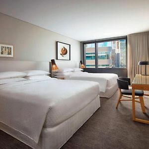 Upper Floors Queen Room
